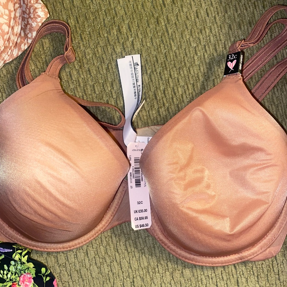 VICTORIA’S SECRET BRA